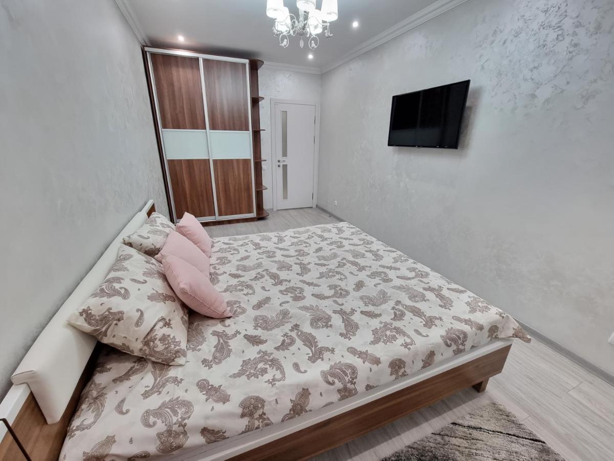 Ultra Central Ismail Street Stefan Cel Mare Boulevard Chisinau! Екстериор снимка